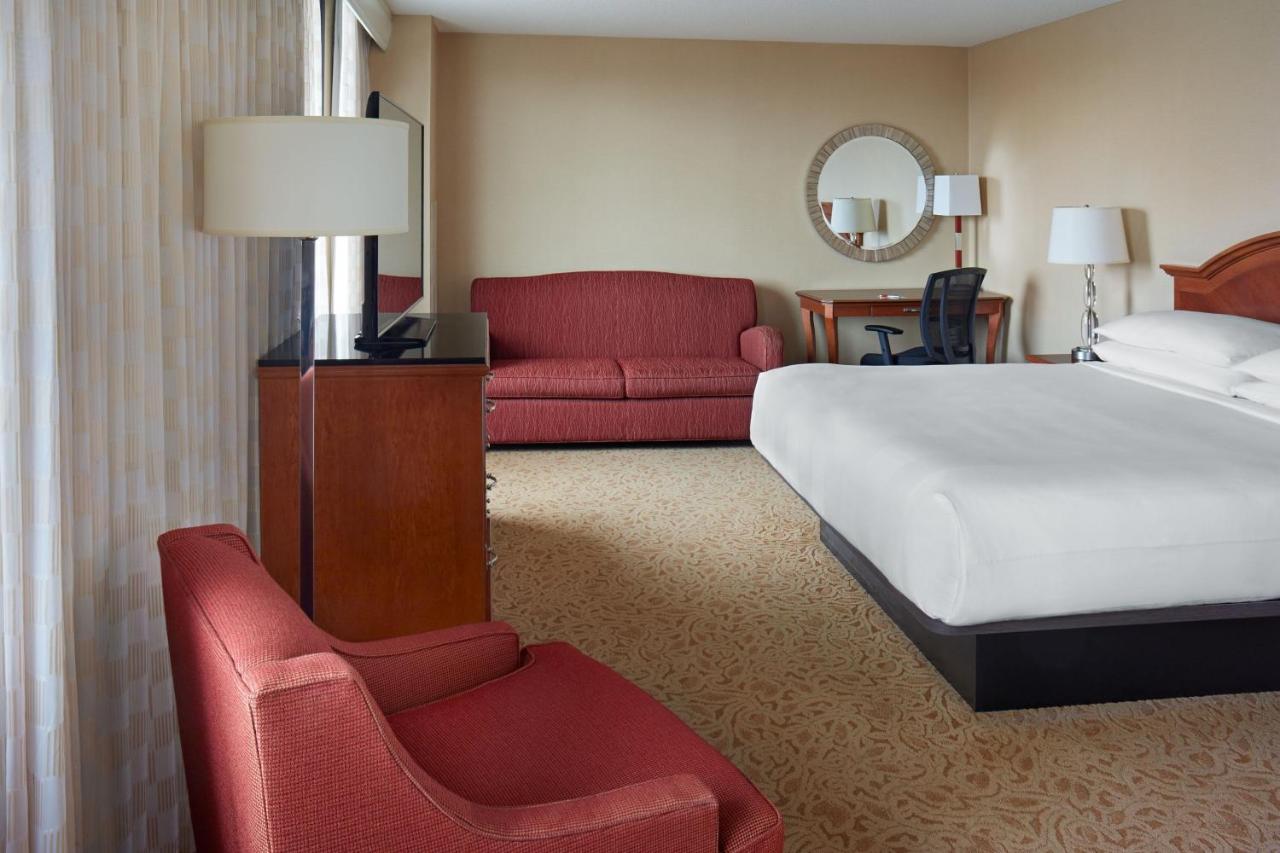 Toronto Airport Marriott Hotel Экстерьер фото